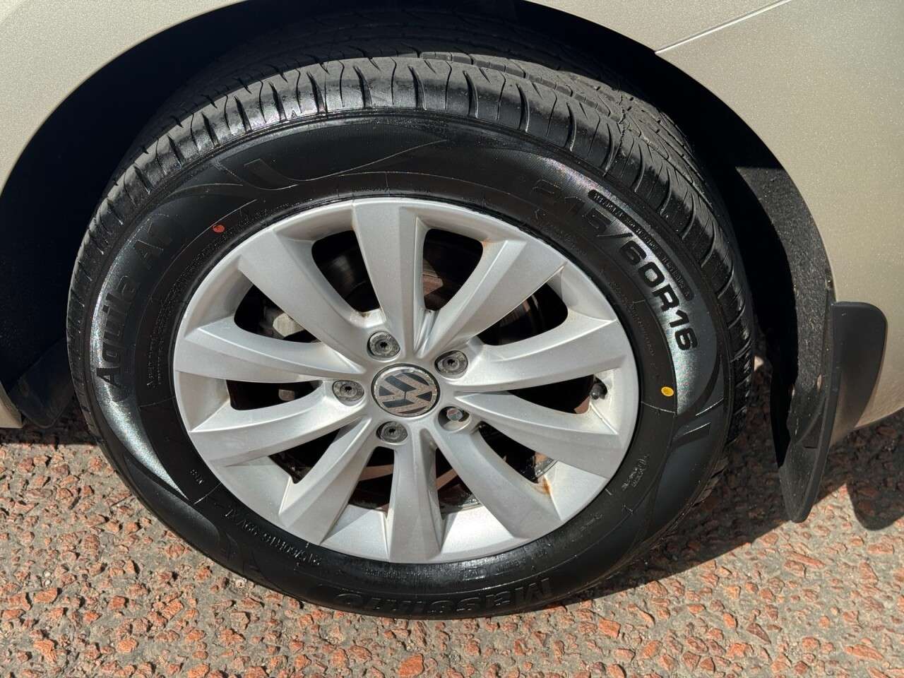 2013 VOLKSWAGEN BEETLE 2013 VOLKSWAGEN BEETLE