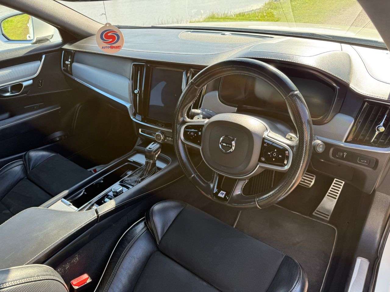 2019 VOLVO V90 2019 VOLVO V90