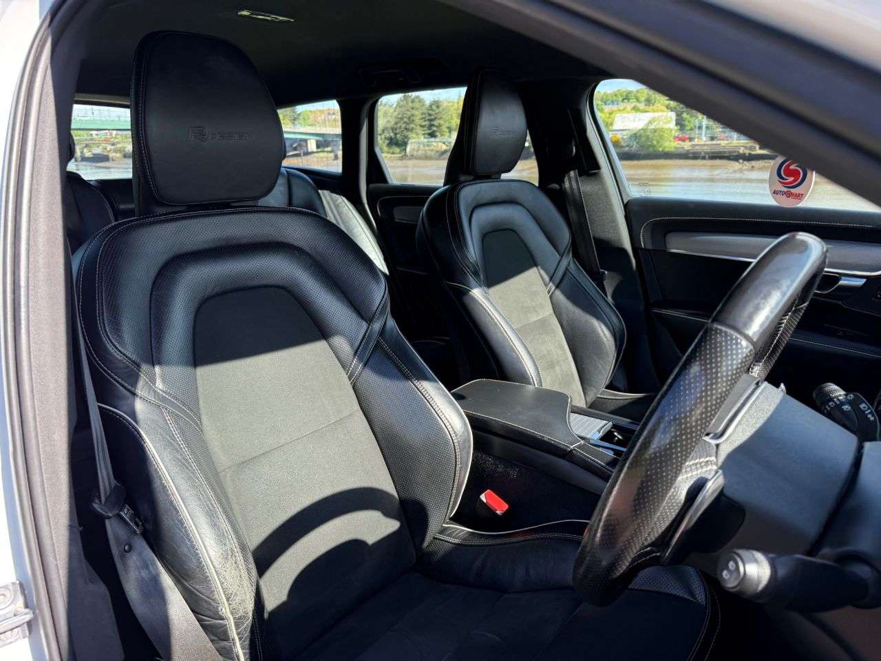 2019 VOLVO V90 2019 VOLVO V90