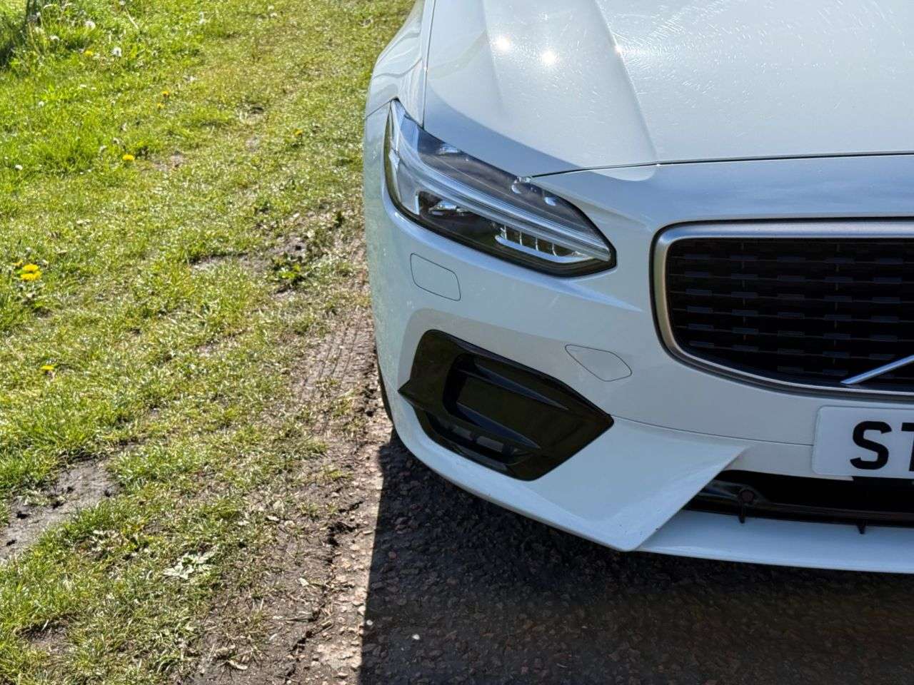 2019 VOLVO V90 2019 VOLVO V90