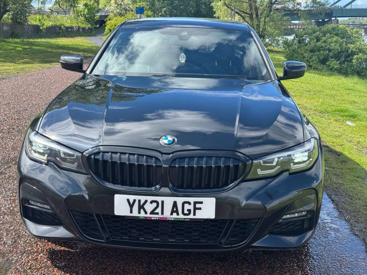 A 2021 BMW 3 SERIES 2.0 320d MHT M Sport Saloon 4dr Diesel Hybrid Auto Euro 6 (s/s) (190 ps) ** A 2021 BMW 3 SERIES 2.0 320d MHT M Sport Saloon 4dr Diesel Hybrid Auto Euro 6 (s/s) (190 ps) **