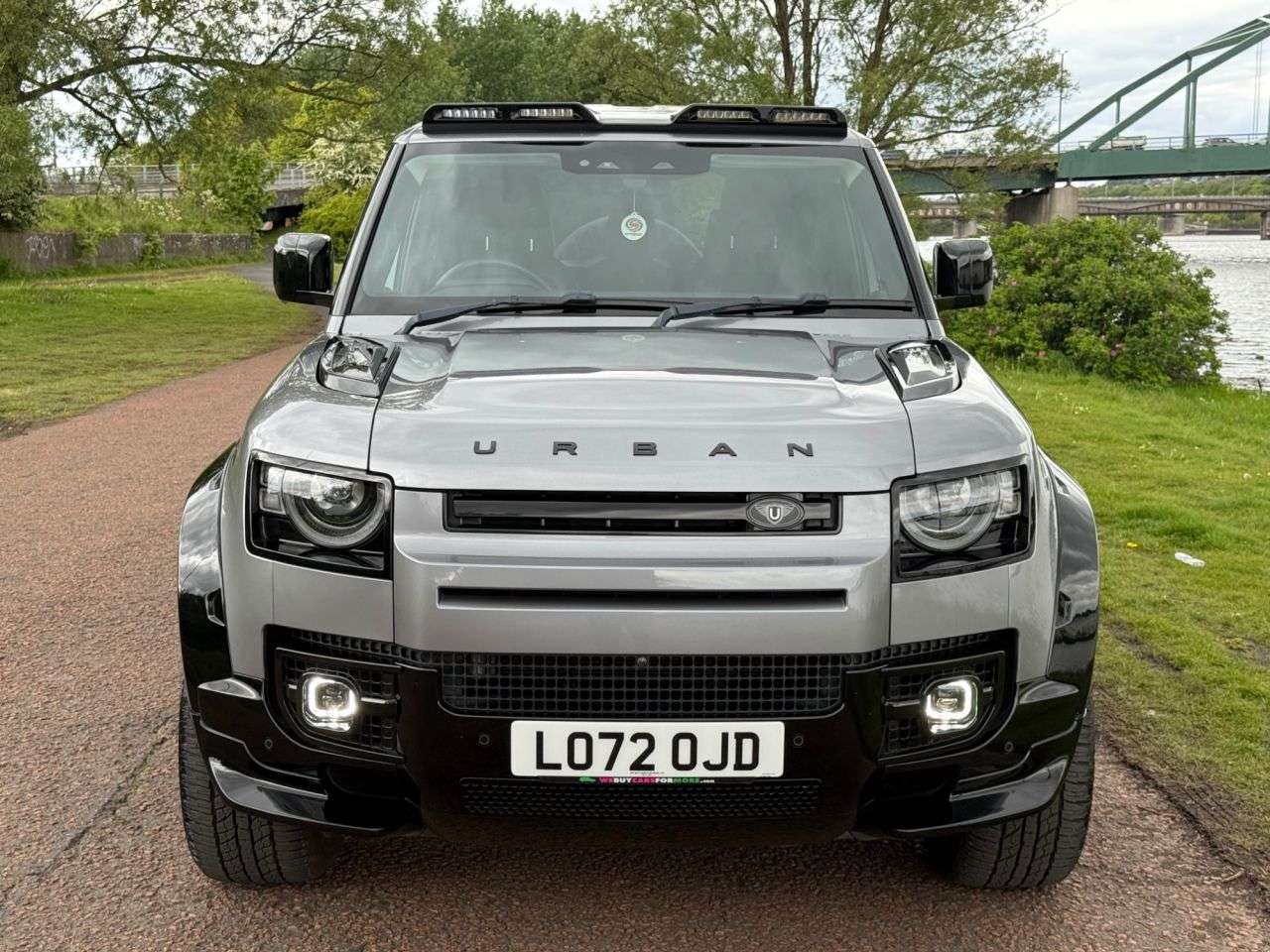 A 2023 LAND ROVER DEFENDER 3.0 D250 MHEV SE Hard Top SUV 5dr Diesel Auto 4WD MWB Euro 6 (s/s) (250 ps) A 2023 LAND ROVER DEFENDER 3.0 D250 MHEV SE Hard Top SUV 5dr Diesel Auto 4WD MWB Euro 6 (s/s) (250 ps)