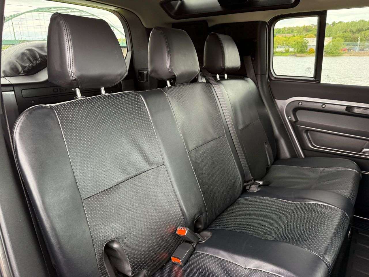 2023 LAND ROVER DEFENDER 2023 LAND ROVER DEFENDER