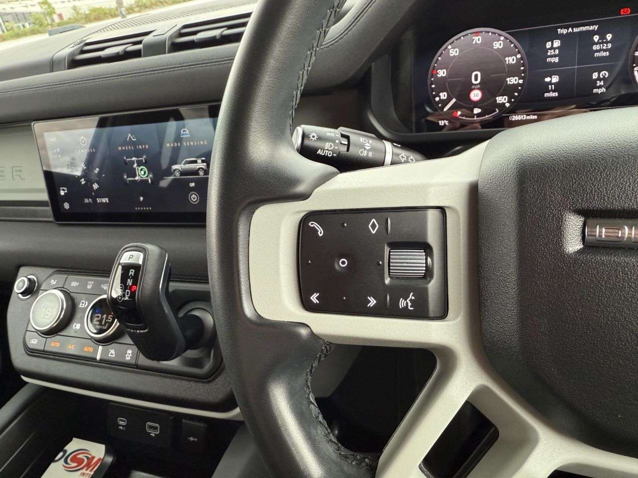 2023 LAND ROVER DEFENDER 2023 LAND ROVER DEFENDER