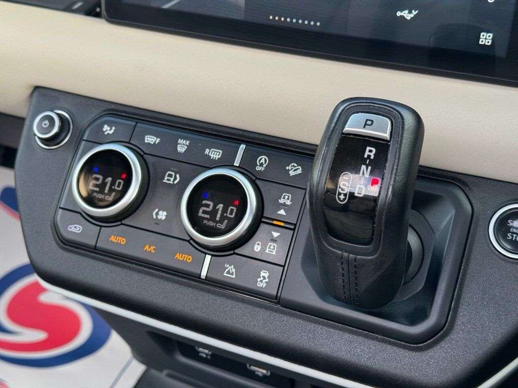 2021 LAND ROVER DEFENDER 2021 LAND ROVER DEFENDER