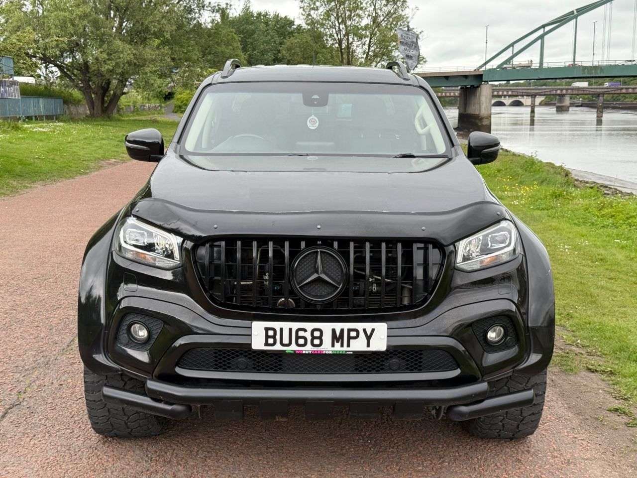 A 2018 MERCEDES-BENZ X-CLASS 2.3 CDI Progressive Pickup Double Cab 4dr Diesel Auto 4MATIC Euro 6 (190 ps A 2018 MERCEDES-BENZ X-CLASS 2.3 CDI Progressive Pickup Double Cab 4dr Diesel Auto 4MATIC Euro 6 (190 ps