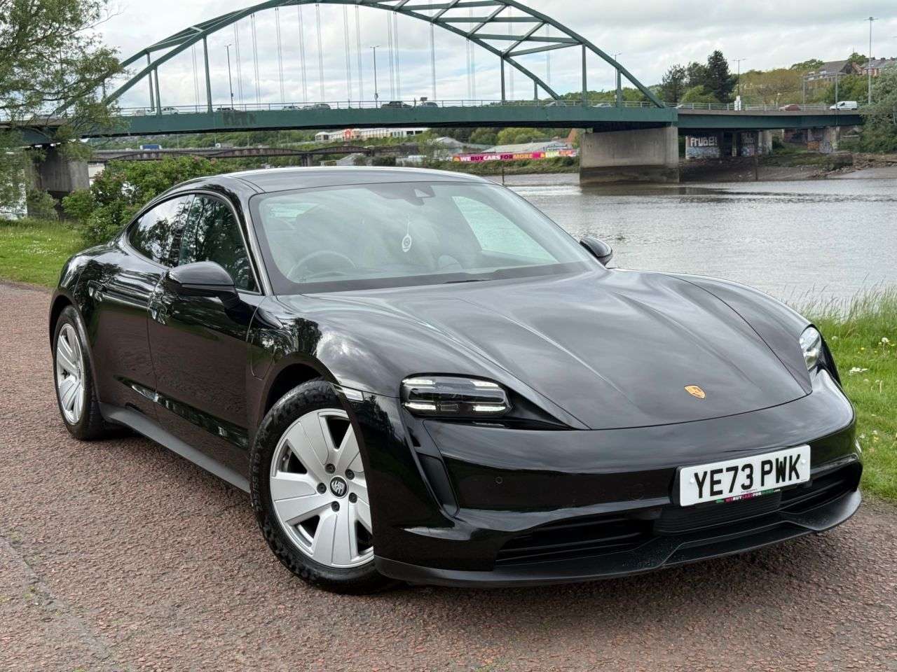 A 2023 PORSCHE TAYCAN Performance 79.2kWh Saloon 4dr Electric Auto RWD (11kW Charger) (408 ps) FI A 2023 PORSCHE TAYCAN Performance 79.2kWh Saloon 4dr Electric Auto RWD (11kW Charger) (408 ps) FI