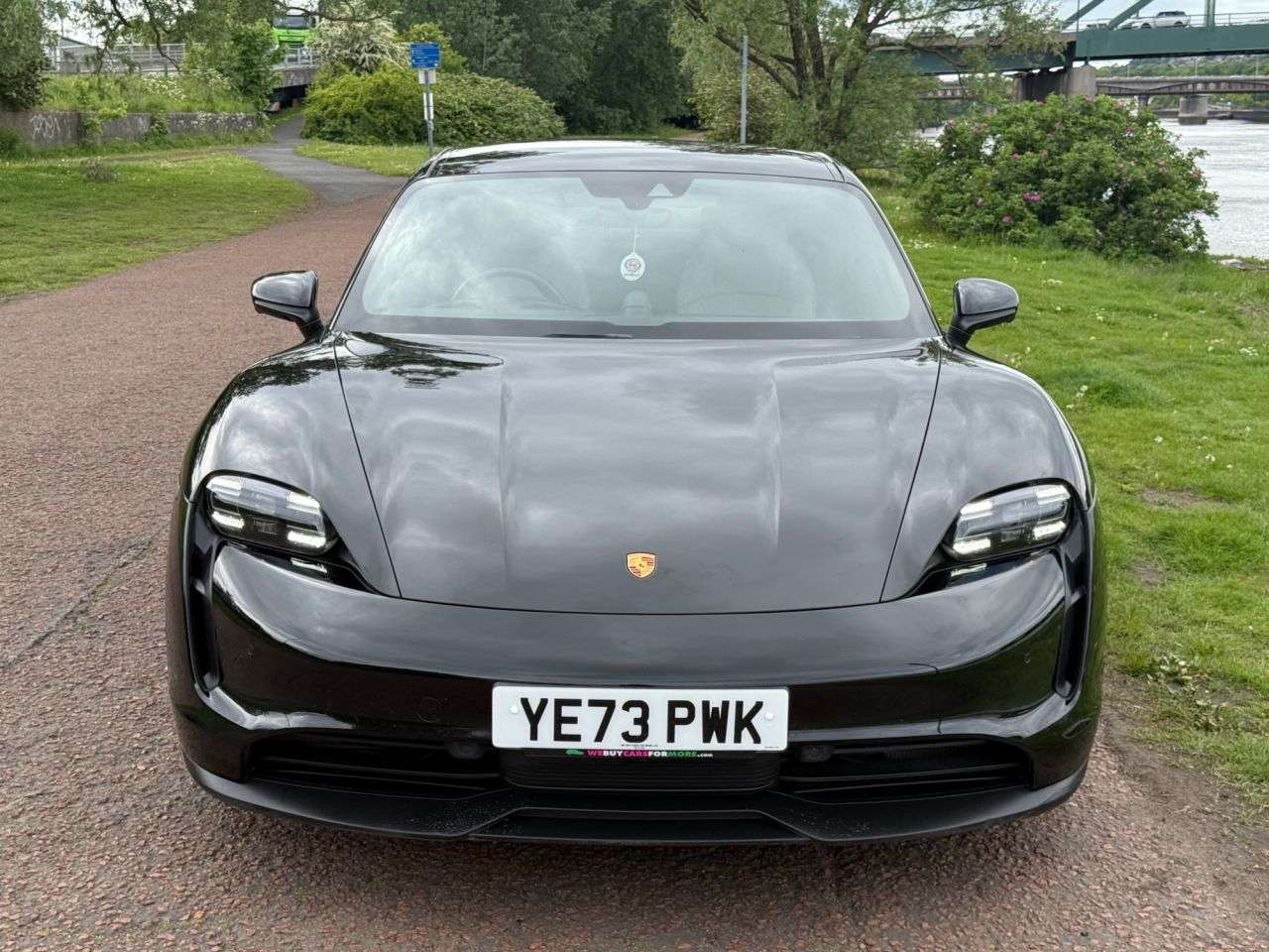 A 2023 PORSCHE TAYCAN Performance 79.2kWh Saloon 4dr Electric Auto RWD (11kW Charger) (408 ps) FI A 2023 PORSCHE TAYCAN Performance 79.2kWh Saloon 4dr Electric Auto RWD (11kW Charger) (408 ps) FI
