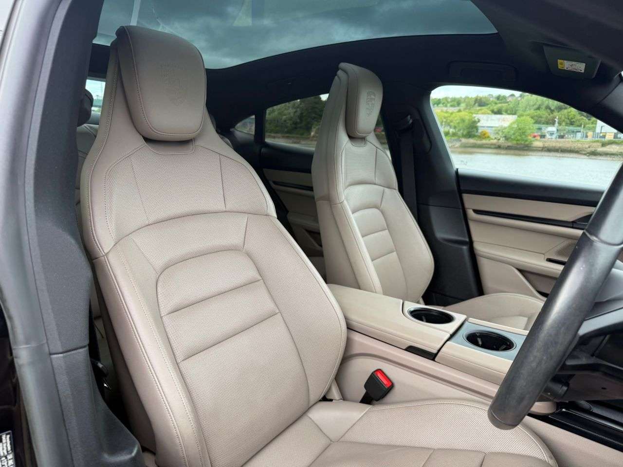 2023 PORSCHE TAYCAN 2023 PORSCHE TAYCAN
