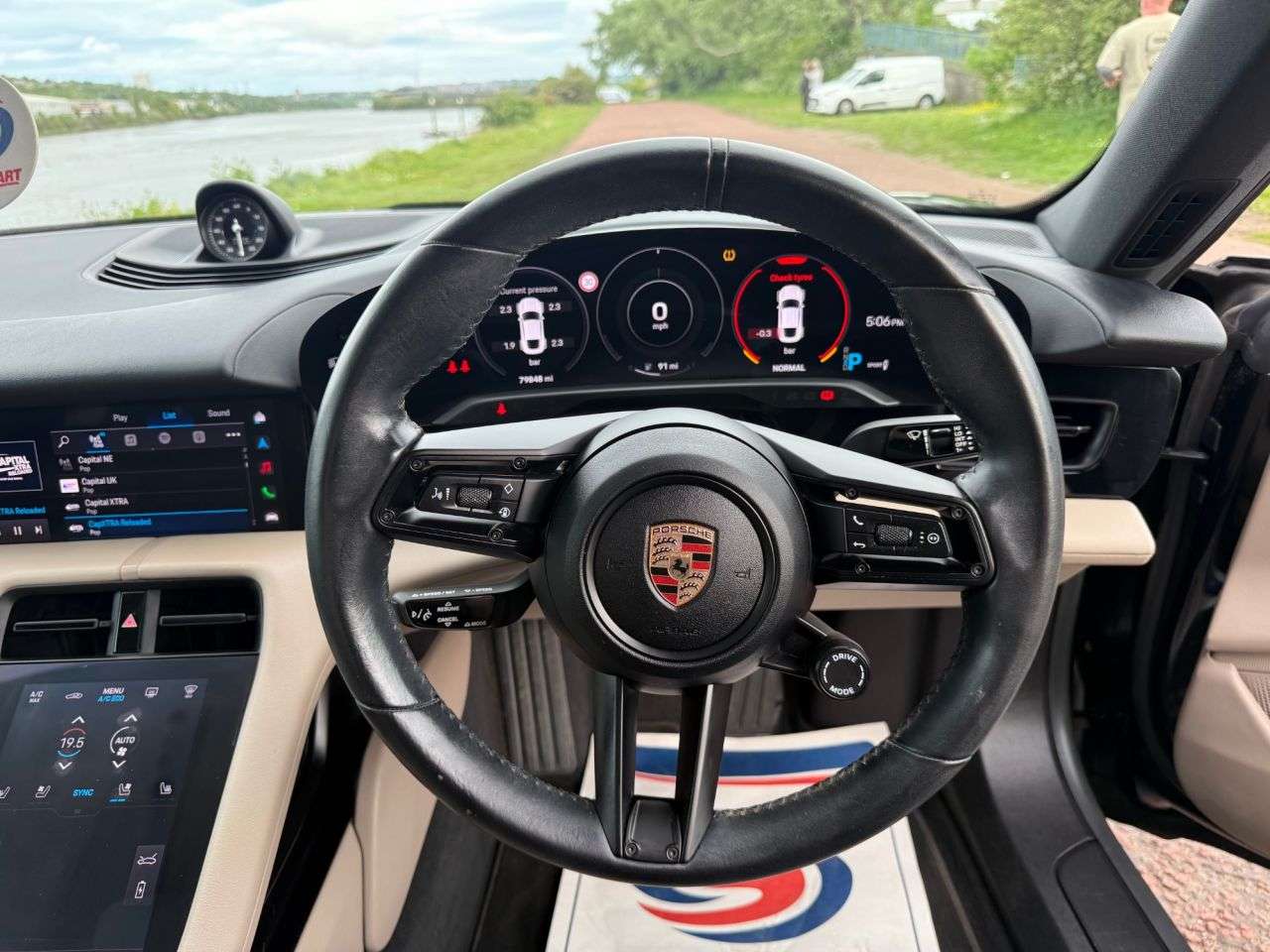 2023 PORSCHE TAYCAN 2023 PORSCHE TAYCAN