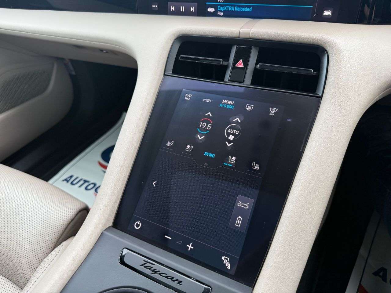2023 PORSCHE TAYCAN 2023 PORSCHE TAYCAN