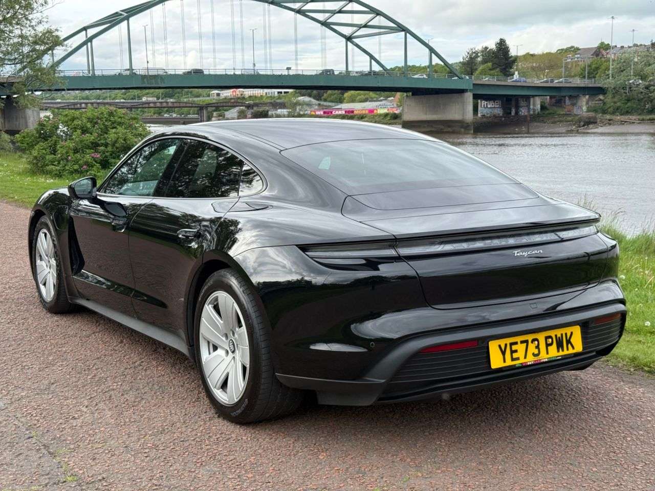 2023 PORSCHE TAYCAN 2023 PORSCHE TAYCAN