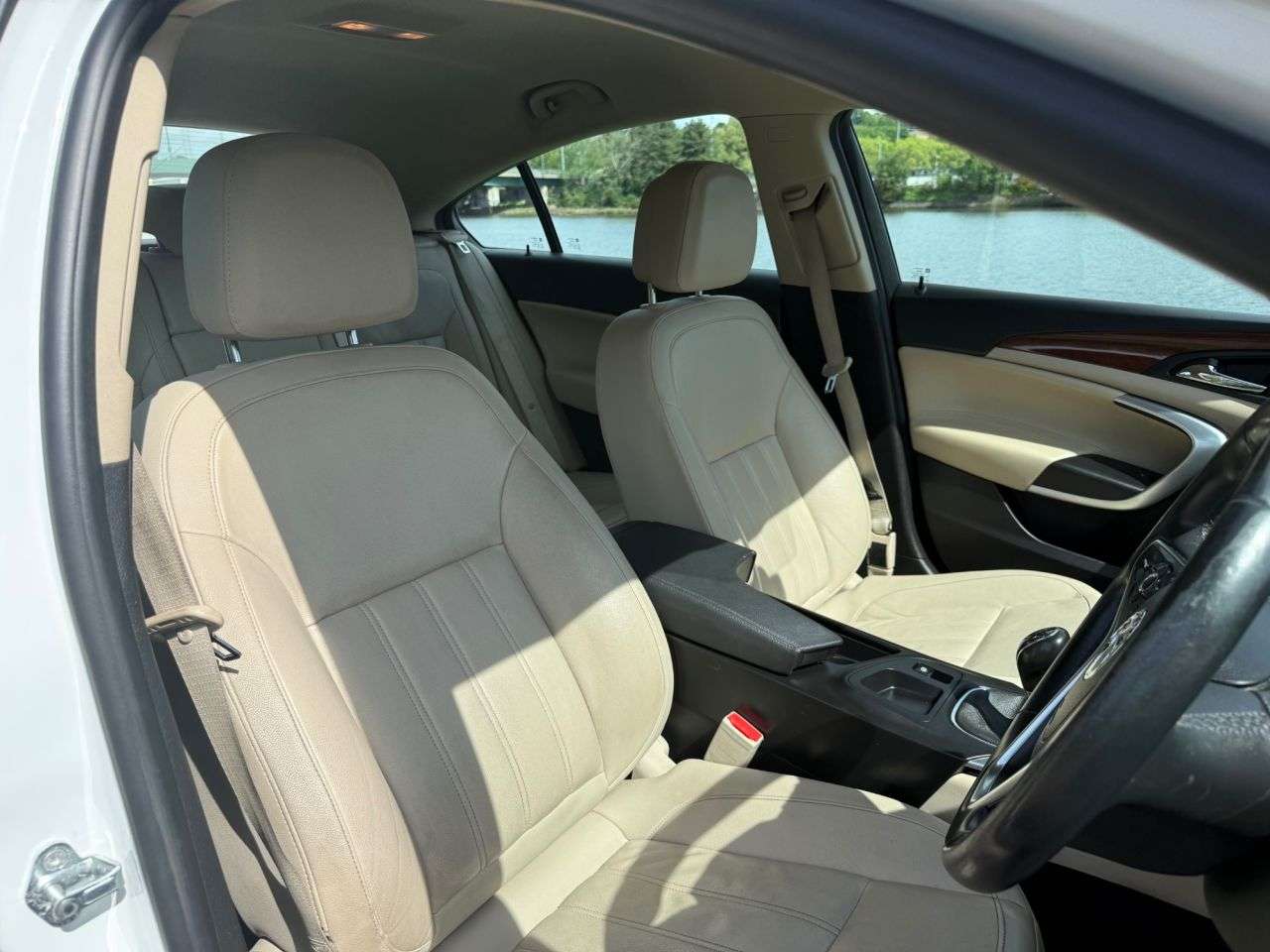 2015 VAUXHALL INSIGNIA 2015 VAUXHALL INSIGNIA