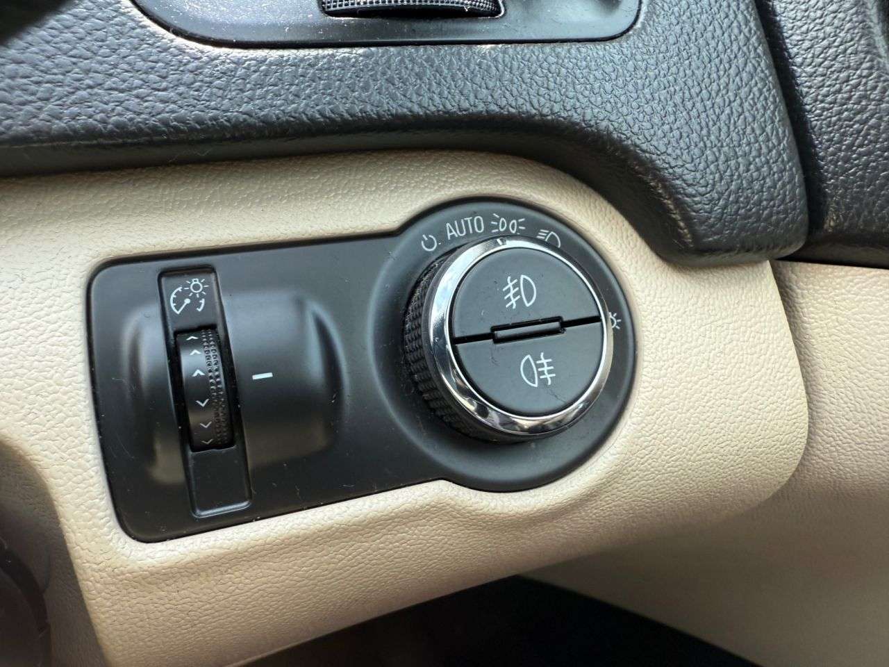 2015 VAUXHALL INSIGNIA 2015 VAUXHALL INSIGNIA