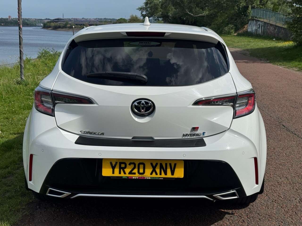 A 2020 TOYOTA COROLLA 1.8 VVT-h GR SPORT Hatchback 5dr Petrol Hybrid CVT Euro 6 (s/s) (122 ps) ** A 2020 TOYOTA COROLLA 1.8 VVT-h GR SPORT Hatchback 5dr Petrol Hybrid CVT Euro 6 (s/s) (122 ps) **