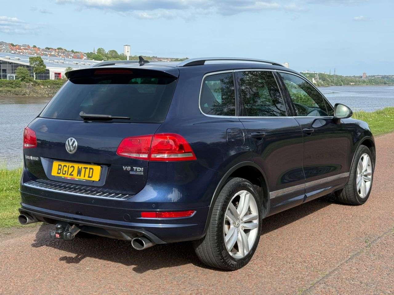 A 2012 VOLKSWAGEN TOUAREG 3.0 TDI V6 BlueMotion Tech Altitude SUV 5dr Diesel Tiptronic 4WD Euro 5 (s/ A 2012 VOLKSWAGEN TOUAREG 3.0 TDI V6 BlueMotion Tech Altitude SUV 5dr Diesel Tiptronic 4WD Euro 5 (s/