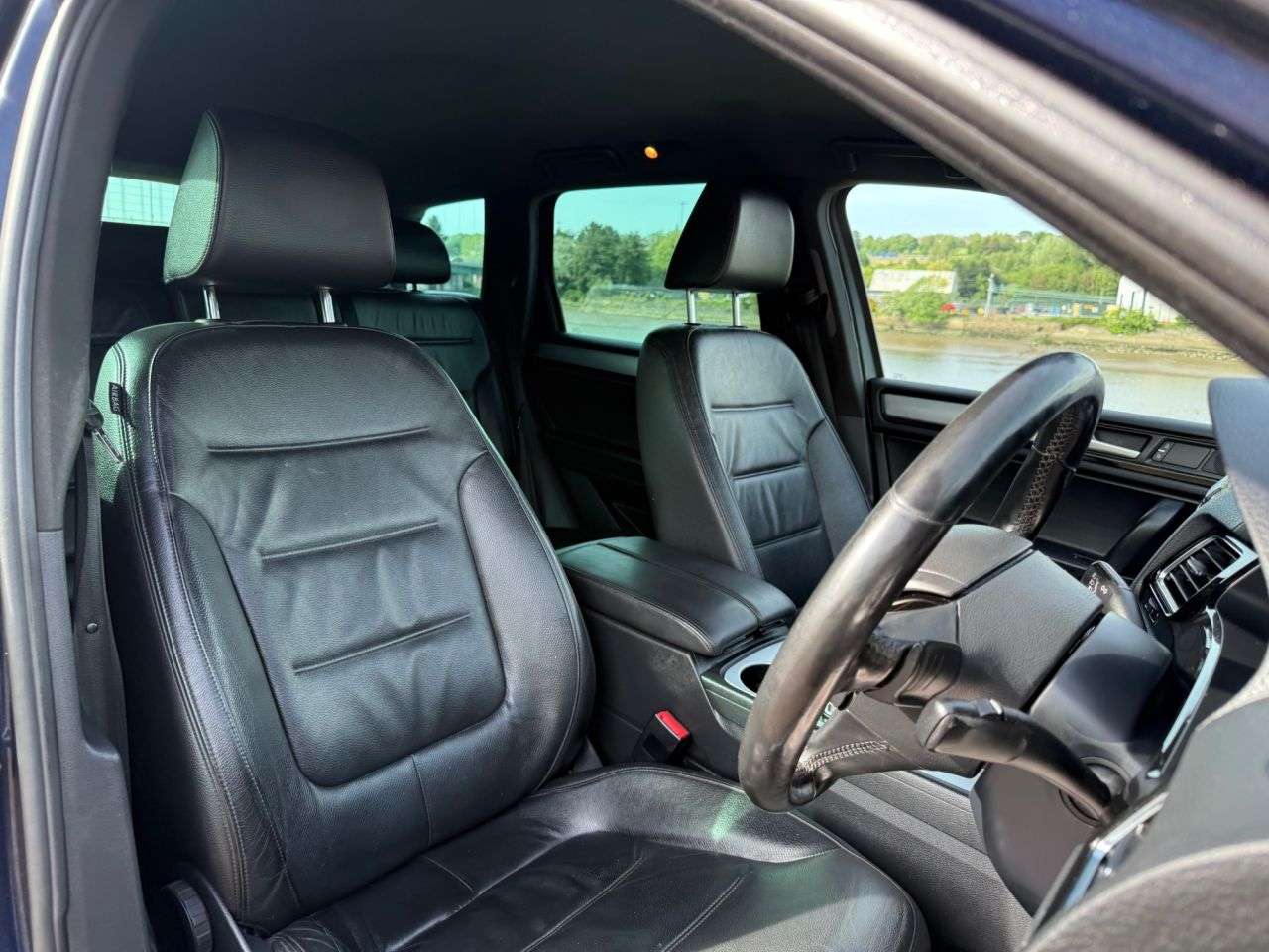 2012 VOLKSWAGEN TOUAREG 2012 VOLKSWAGEN TOUAREG