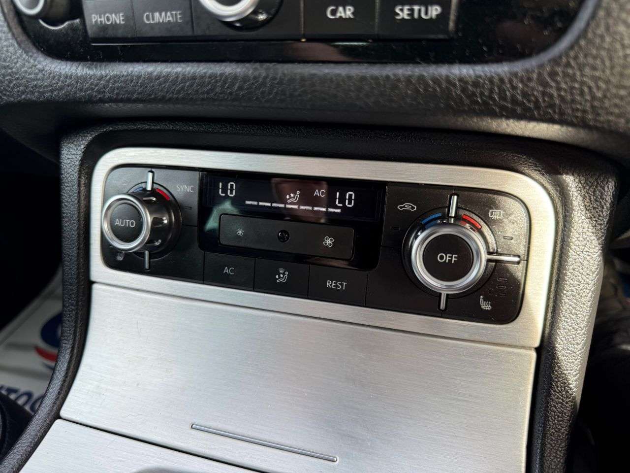 2012 VOLKSWAGEN TOUAREG 2012 VOLKSWAGEN TOUAREG