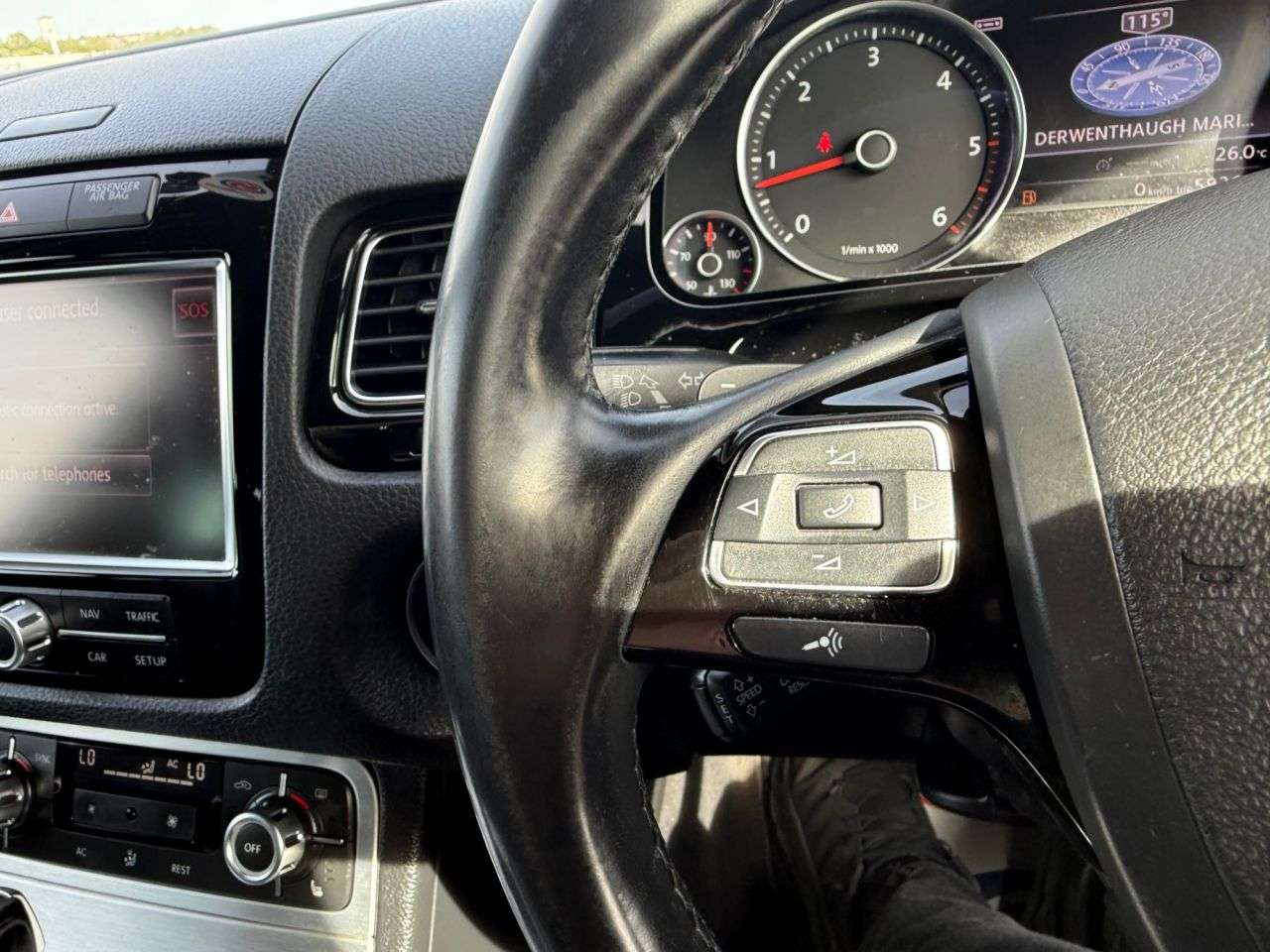 2012 VOLKSWAGEN TOUAREG 2012 VOLKSWAGEN TOUAREG