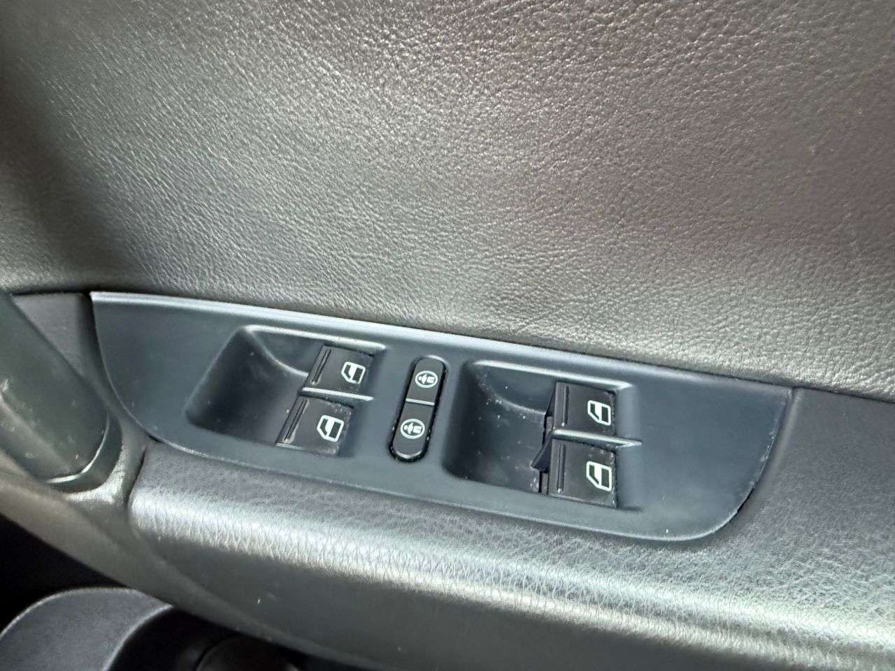 2012 VOLKSWAGEN TOUAREG 2012 VOLKSWAGEN TOUAREG