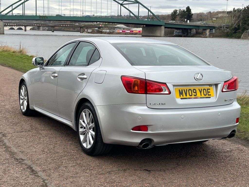 2009 LEXUS IS 2009 LEXUS IS