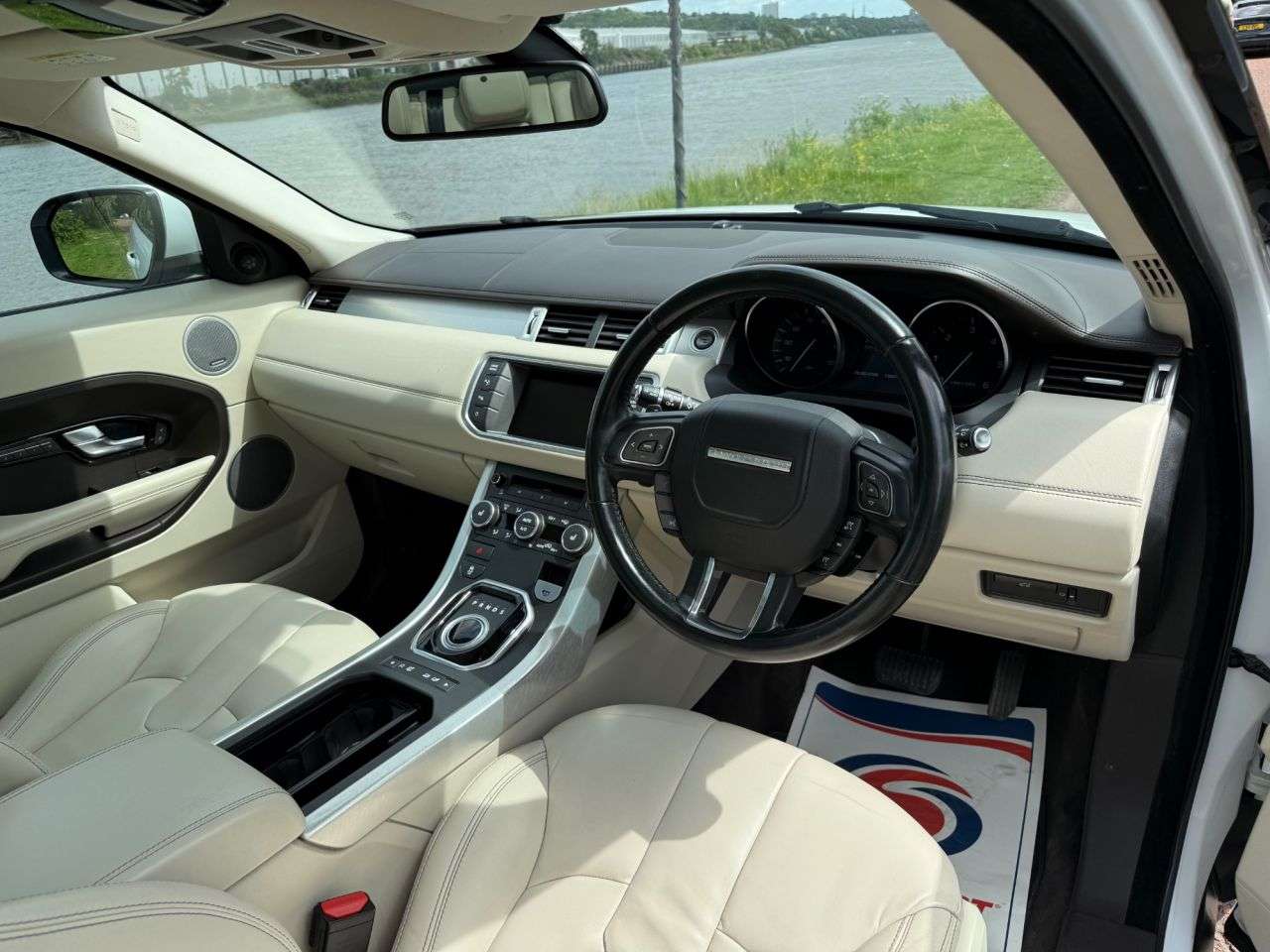 2011 LAND ROVER RANGE ROVER EVOQUE 2011 LAND ROVER RANGE ROVER EVOQUE