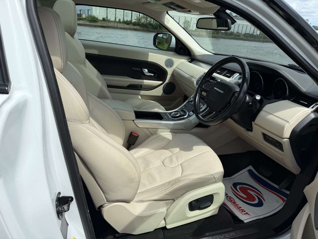 2011 LAND ROVER RANGE ROVER EVOQUE 2011 LAND ROVER RANGE ROVER EVOQUE