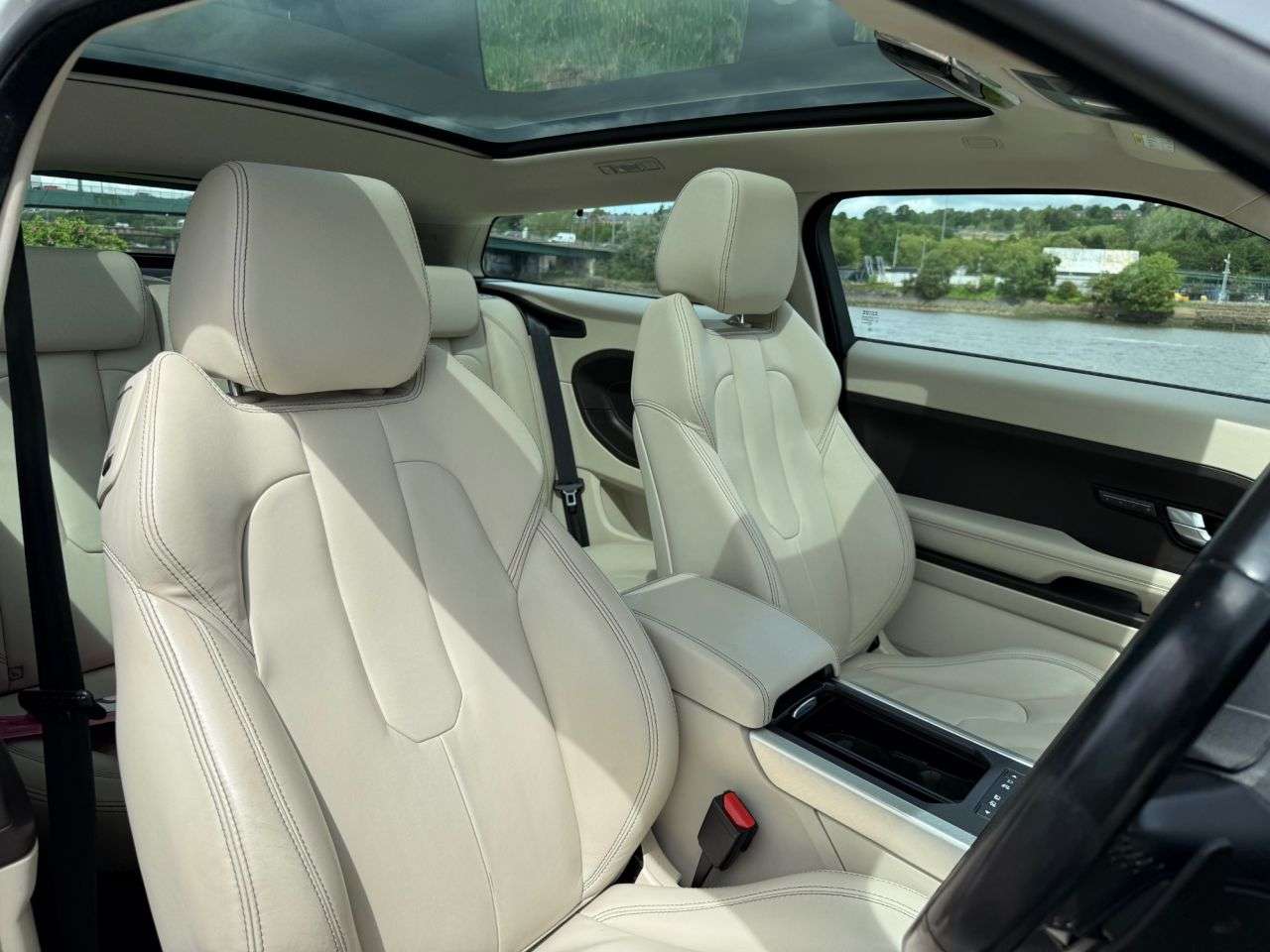 2011 LAND ROVER RANGE ROVER EVOQUE 2011 LAND ROVER RANGE ROVER EVOQUE