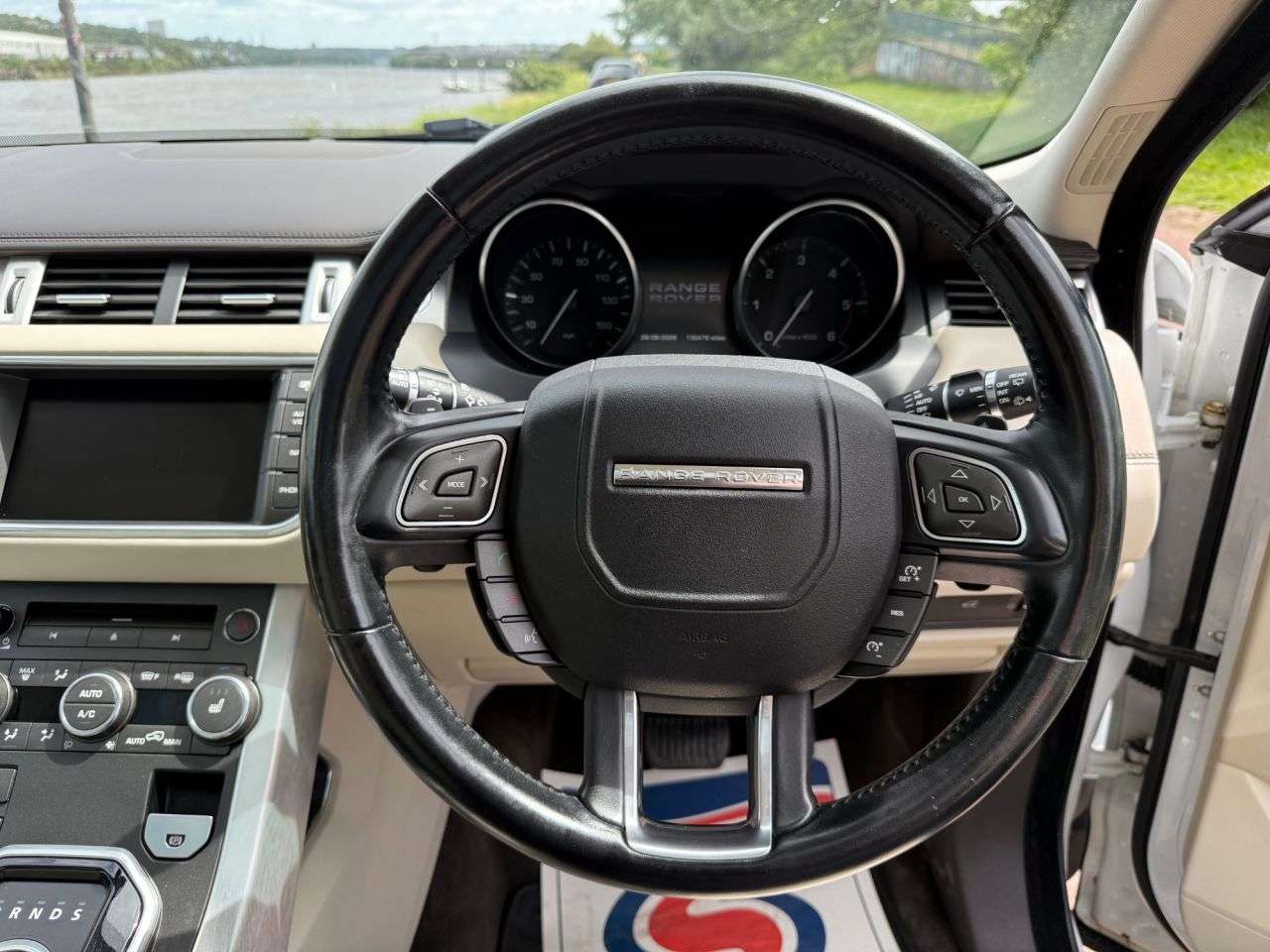2011 LAND ROVER RANGE ROVER EVOQUE 2011 LAND ROVER RANGE ROVER EVOQUE