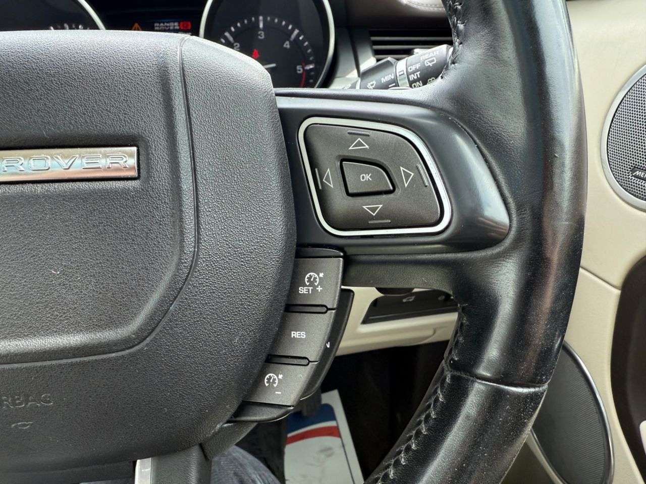 2011 LAND ROVER RANGE ROVER EVOQUE 2011 LAND ROVER RANGE ROVER EVOQUE