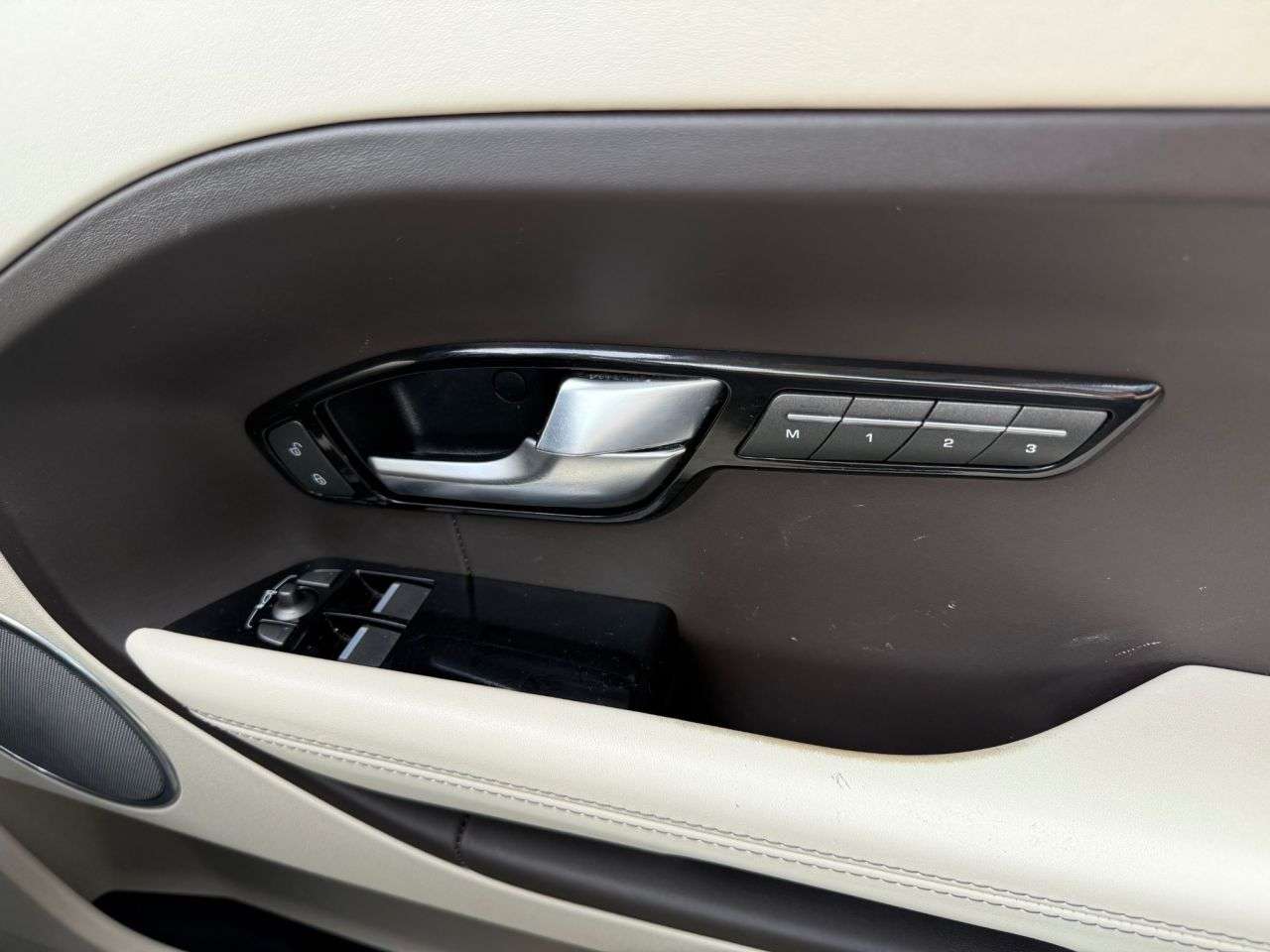 2011 LAND ROVER RANGE ROVER EVOQUE 2011 LAND ROVER RANGE ROVER EVOQUE