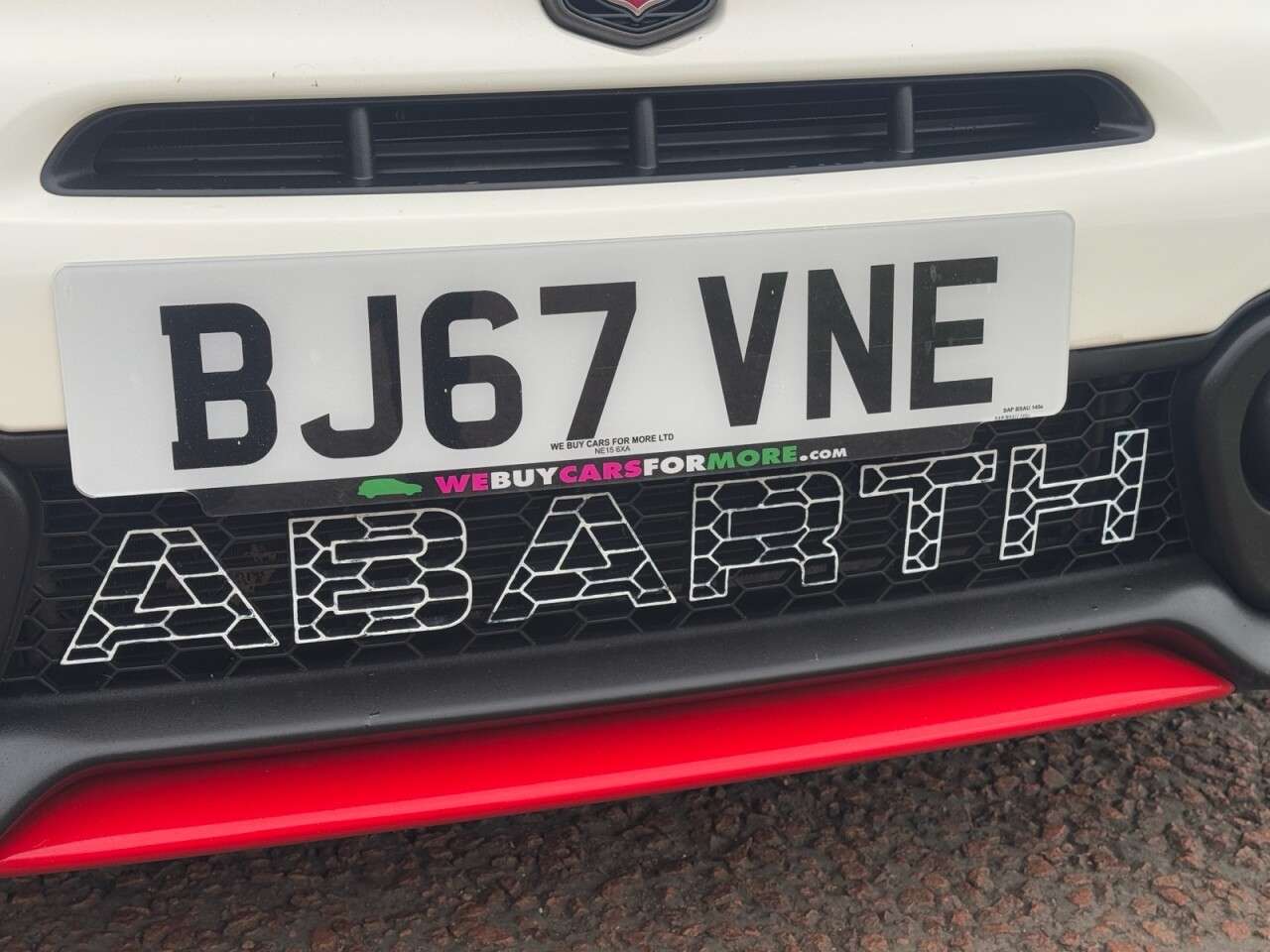 A 2017 ABARTH 595 1.4 T-Jet Competizione Hatchback 3dr Petrol Manual Euro 6 (180 bhp) **DAB R A 2017 ABARTH 595 1.4 T-Jet Competizione Hatchback 3dr Petrol Manual Euro 6 (180 bhp) **DAB R