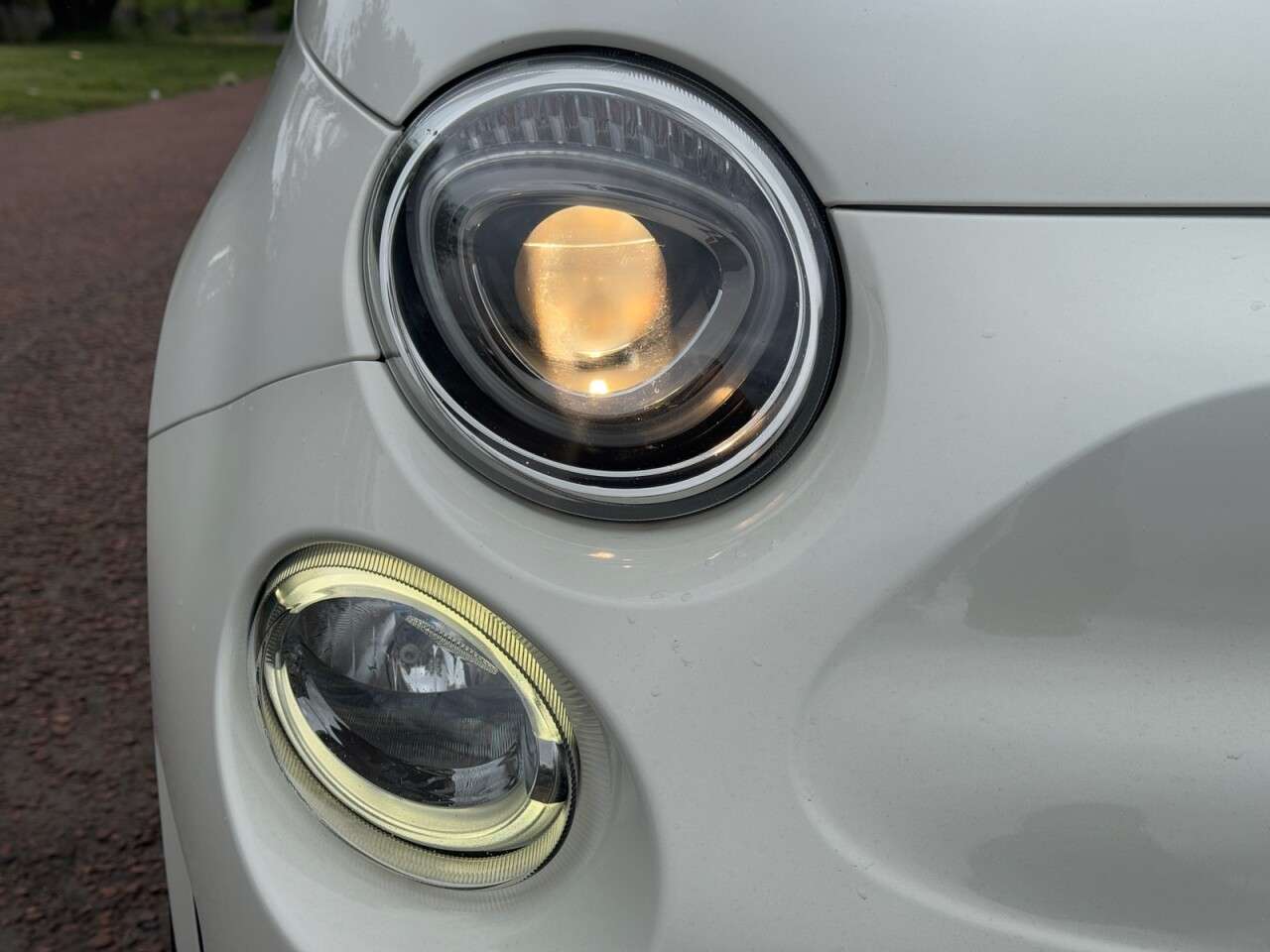 2017 ABARTH 595 2017 ABARTH 595