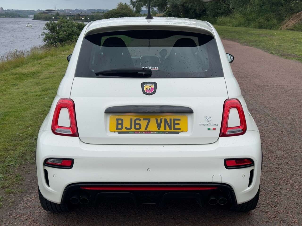 2017 ABARTH 595 2017 ABARTH 595