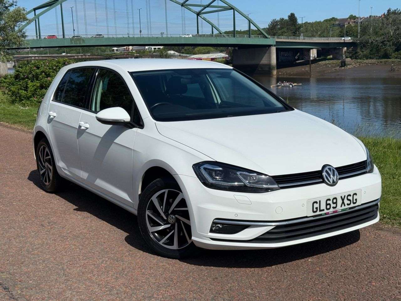 A 2019 VOLKSWAGEN GOLF 1.0 TSI Match Edition Hatchback 5dr Petrol Manual Euro 6 (s/s) (115 ps) **H A 2019 VOLKSWAGEN GOLF 1.0 TSI Match Edition Hatchback 5dr Petrol Manual Euro 6 (s/s) (115 ps) **H