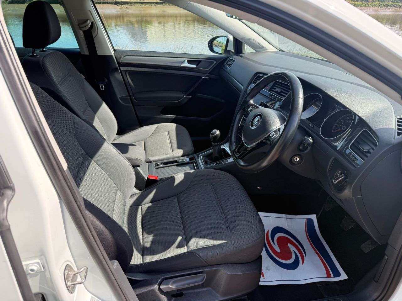 2019 VOLKSWAGEN GOLF 2019 VOLKSWAGEN GOLF