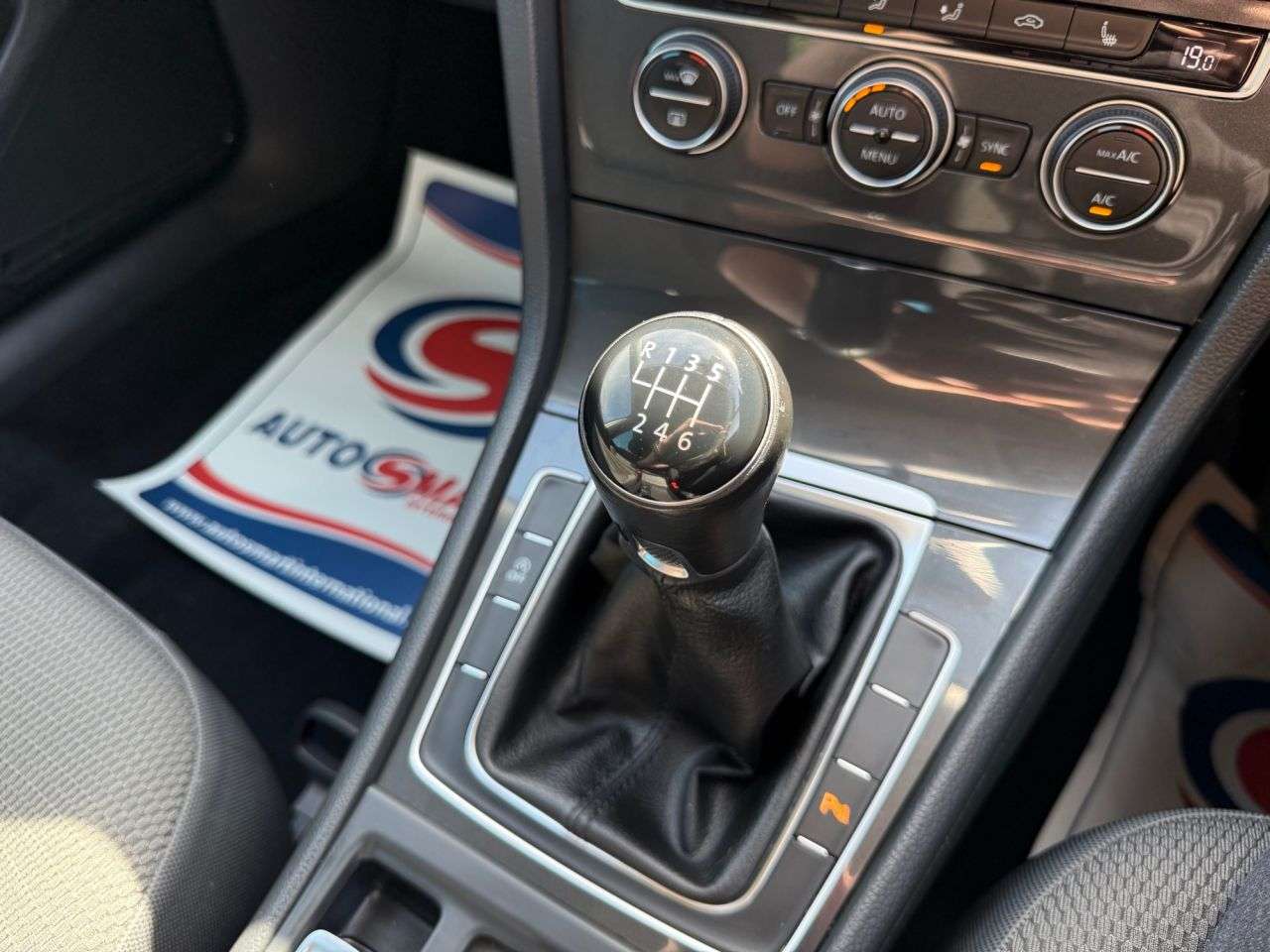 2019 VOLKSWAGEN GOLF 2019 VOLKSWAGEN GOLF