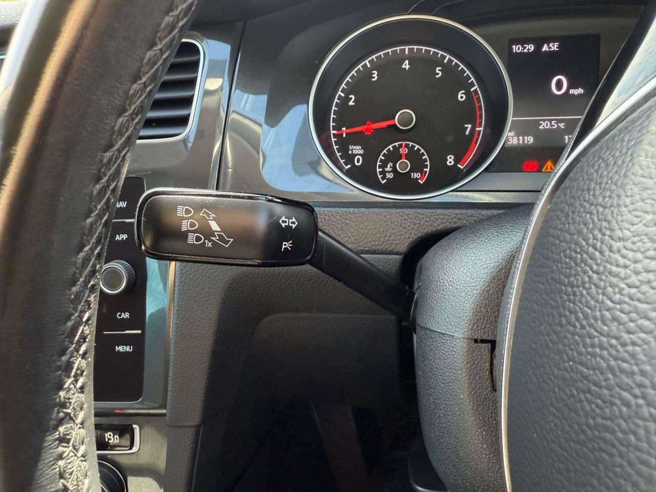 2019 VOLKSWAGEN GOLF 2019 VOLKSWAGEN GOLF