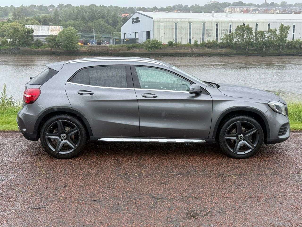A 2018 MERCEDES-BENZ GLA 1.6 GLA200 AMG Line (Premium) SUV 5dr Petrol Manual Euro 6 (s/s) (156 ps) * A 2018 MERCEDES-BENZ GLA 1.6 GLA200 AMG Line (Premium) SUV 5dr Petrol Manual Euro 6 (s/s) (156 ps) *