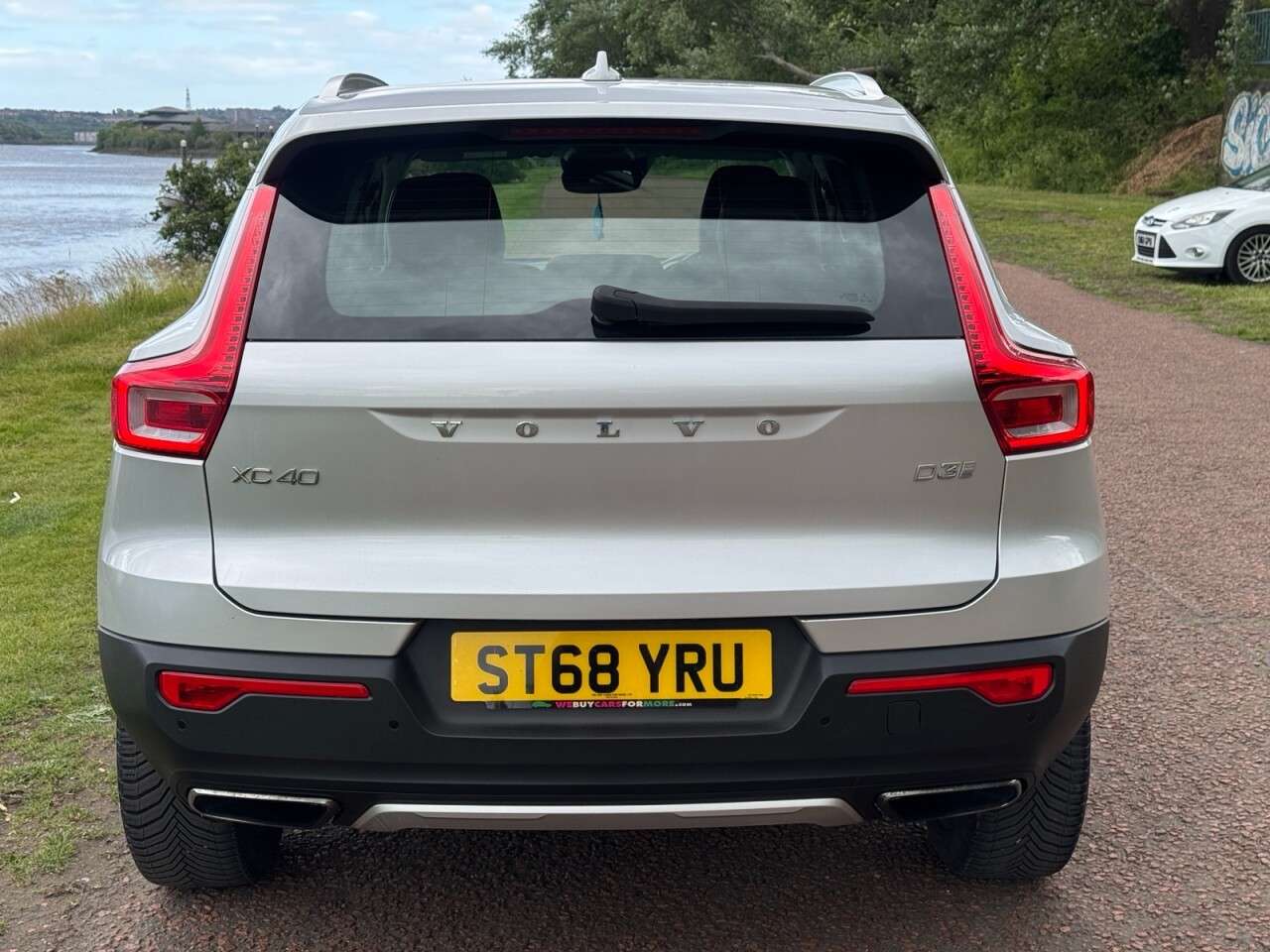 2018 VOLVO XC40 2018 VOLVO XC40