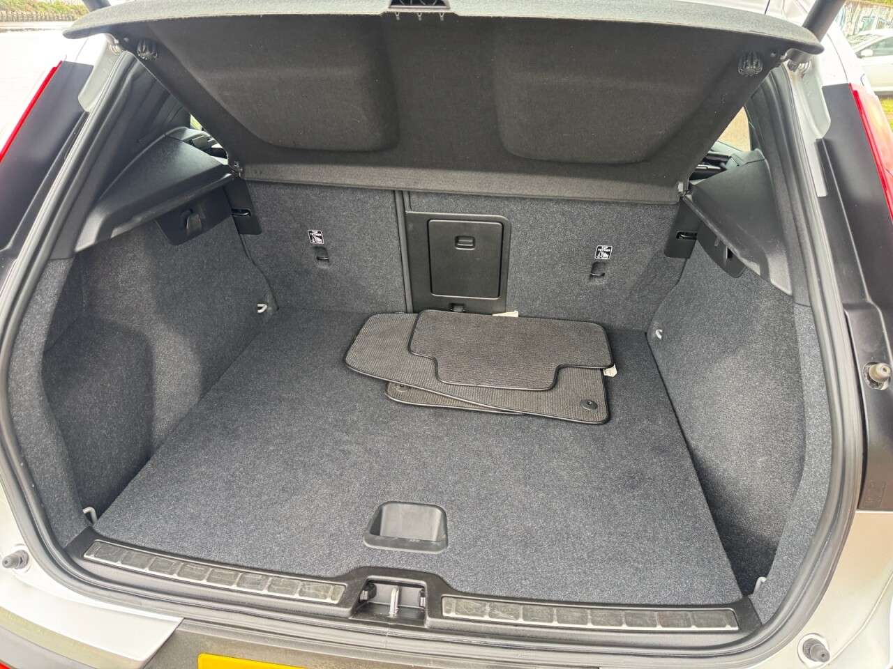2018 VOLVO XC40 2018 VOLVO XC40
