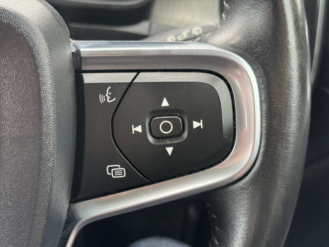 2018 VOLVO XC40 2018 VOLVO XC40