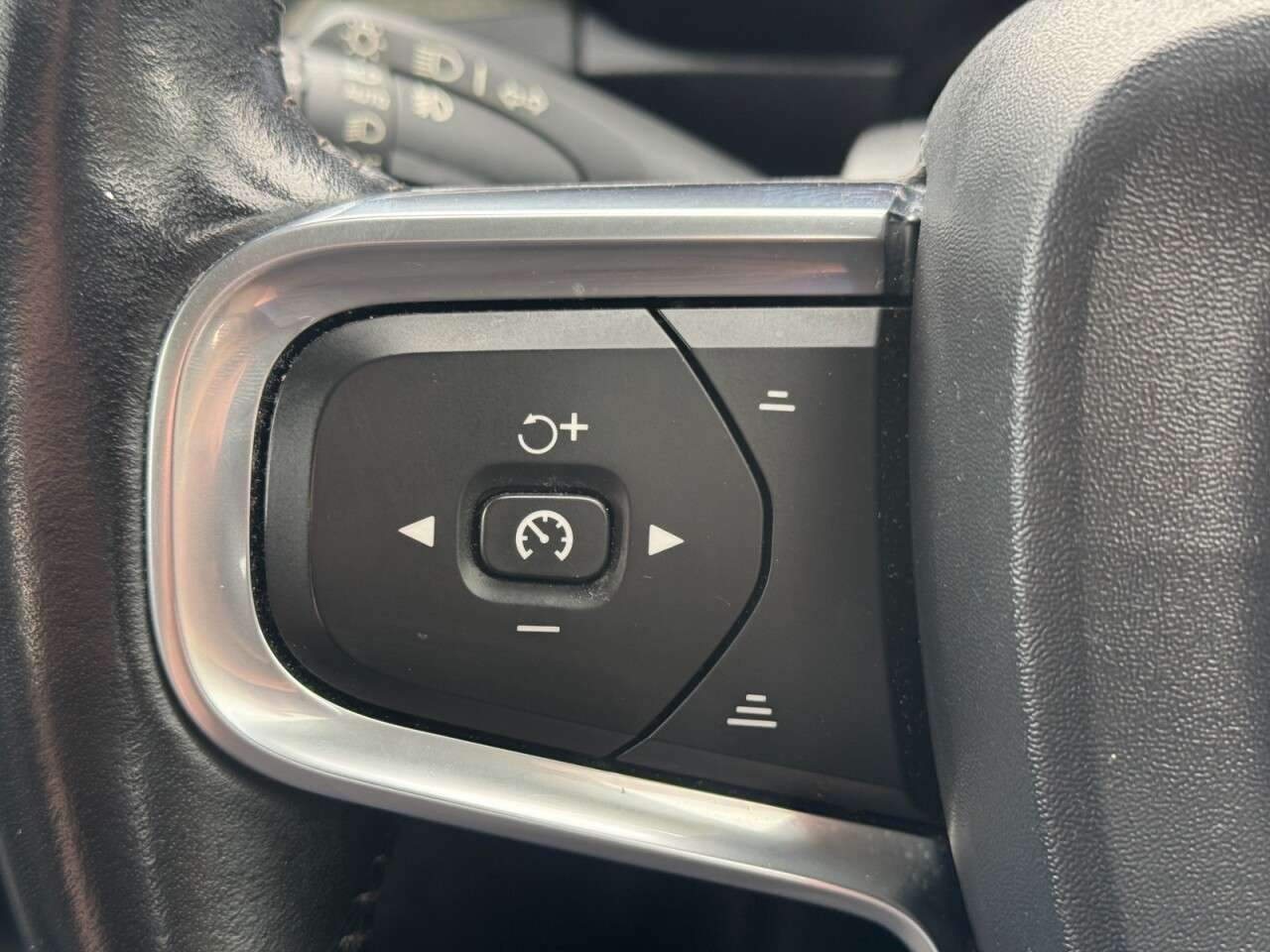 2018 VOLVO XC40 2018 VOLVO XC40