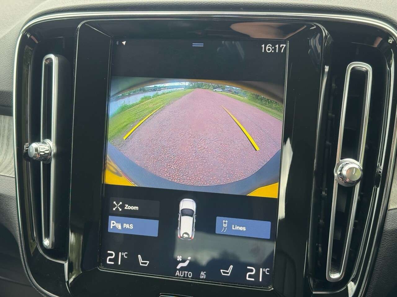 2018 VOLVO XC40 2018 VOLVO XC40