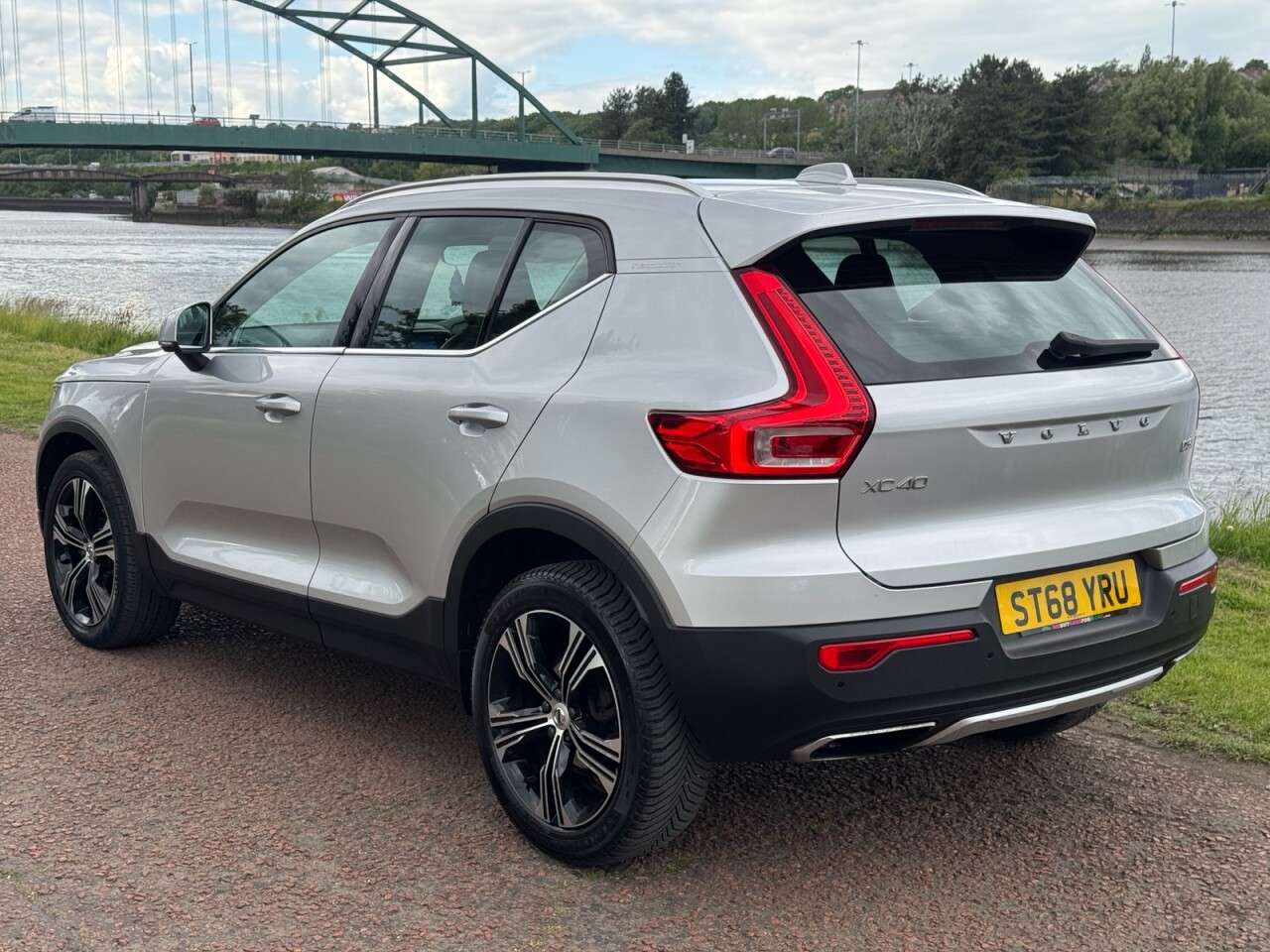 2018 VOLVO XC40 2018 VOLVO XC40
