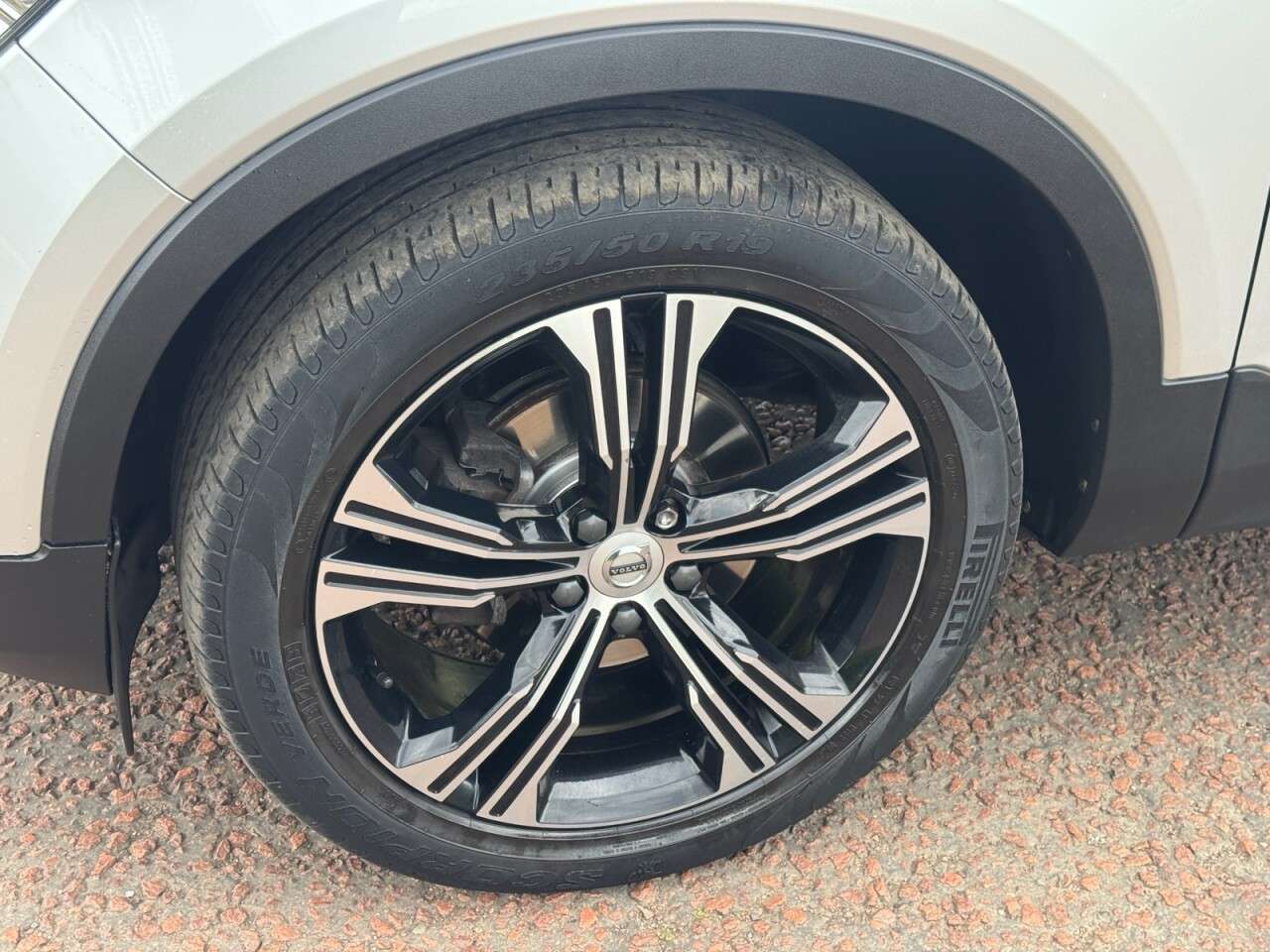 2018 VOLVO XC40 2018 VOLVO XC40