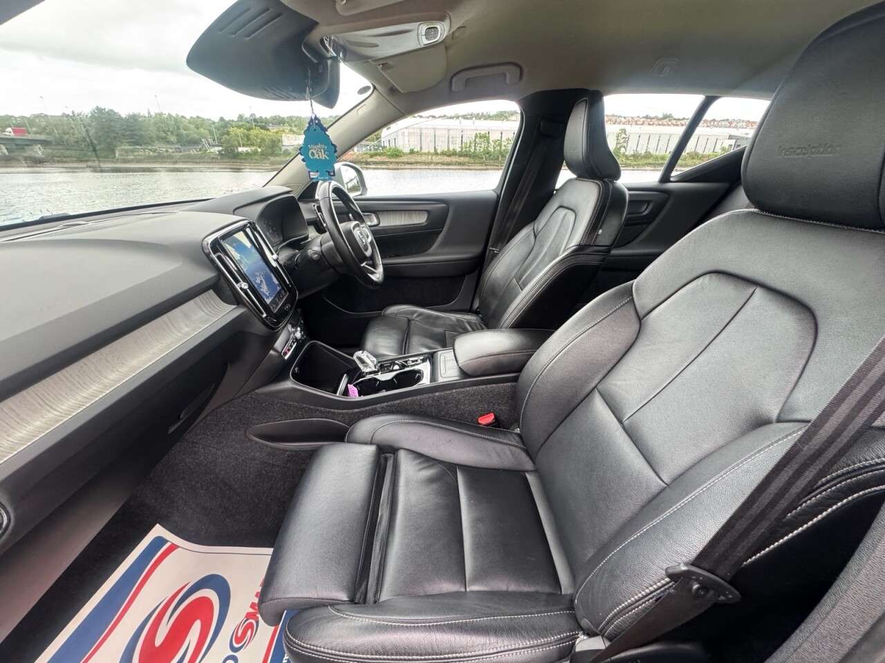 2018 VOLVO XC40 2018 VOLVO XC40