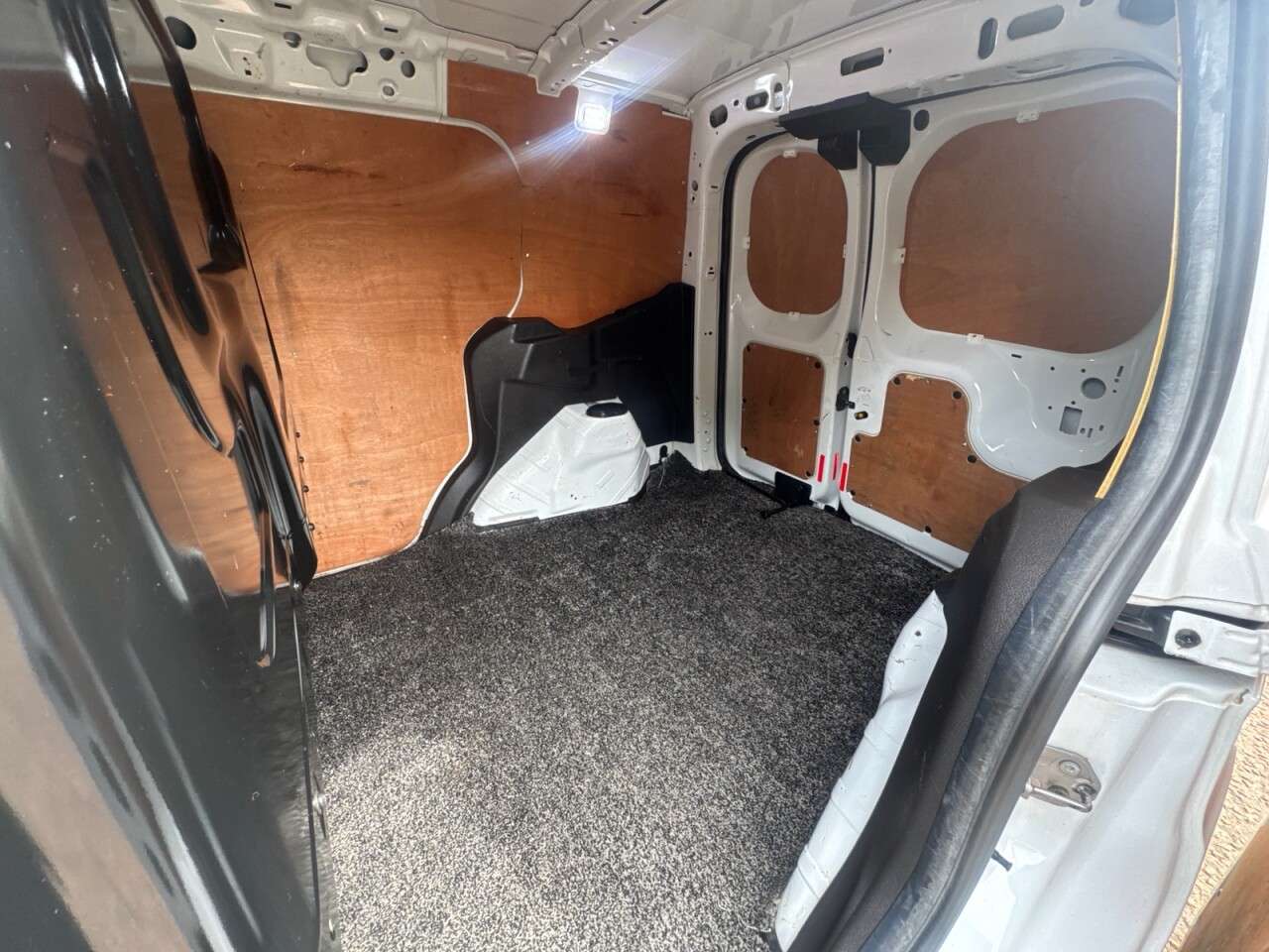 2018 FORD TRANSIT COURIER 2018 FORD TRANSIT COURIER