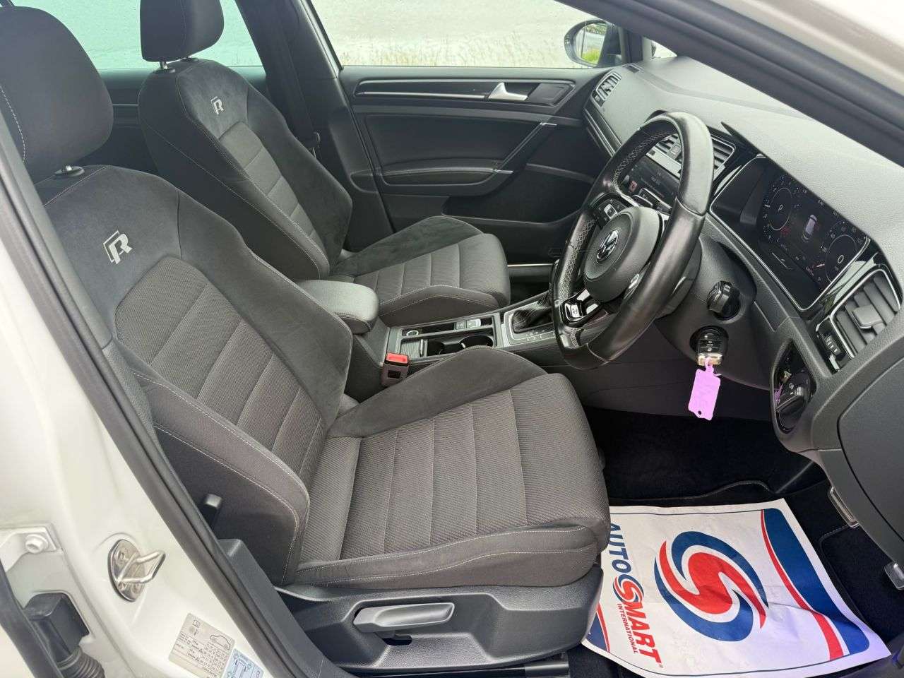2017 VOLKSWAGEN GOLF 2017 VOLKSWAGEN GOLF