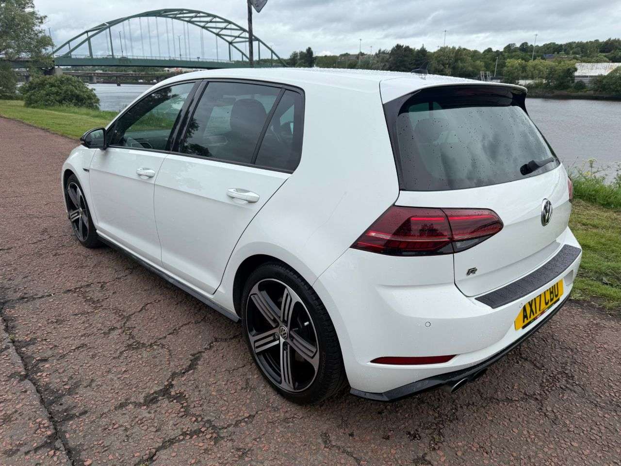 2017 VOLKSWAGEN GOLF 2017 VOLKSWAGEN GOLF